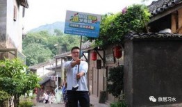 滕州步行街吃瓜群众视频,吃瓜群众视角下的街头百态