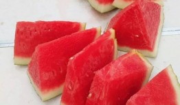 吃瓜群众菊花茶是真的吗,吃瓜群众热议的菊花茶，真相究竟如何？